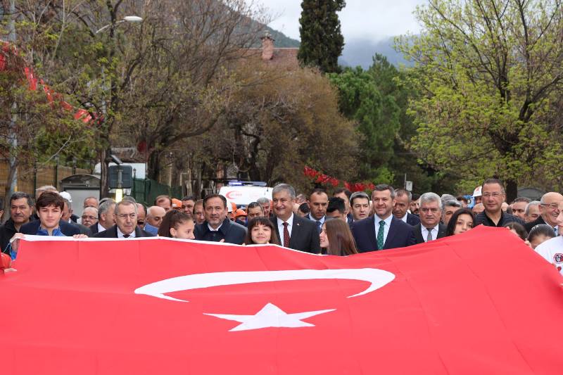 Demir Çelik Fabrikalarının Temellerinin Atılması ve Karabük’ün Kuruluşunun 88. Yıl Dönümü Etkinlikleri Coşkuyla Başladı.